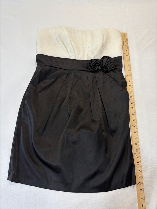 Dresses & Skirts - Speechless Women's Size 13 Black Ivory Strapless Rosette Mini Dress NWT